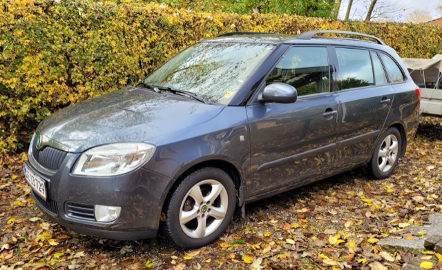 Škoda Fabia nr. 2 — blågrå Combi GreenLine